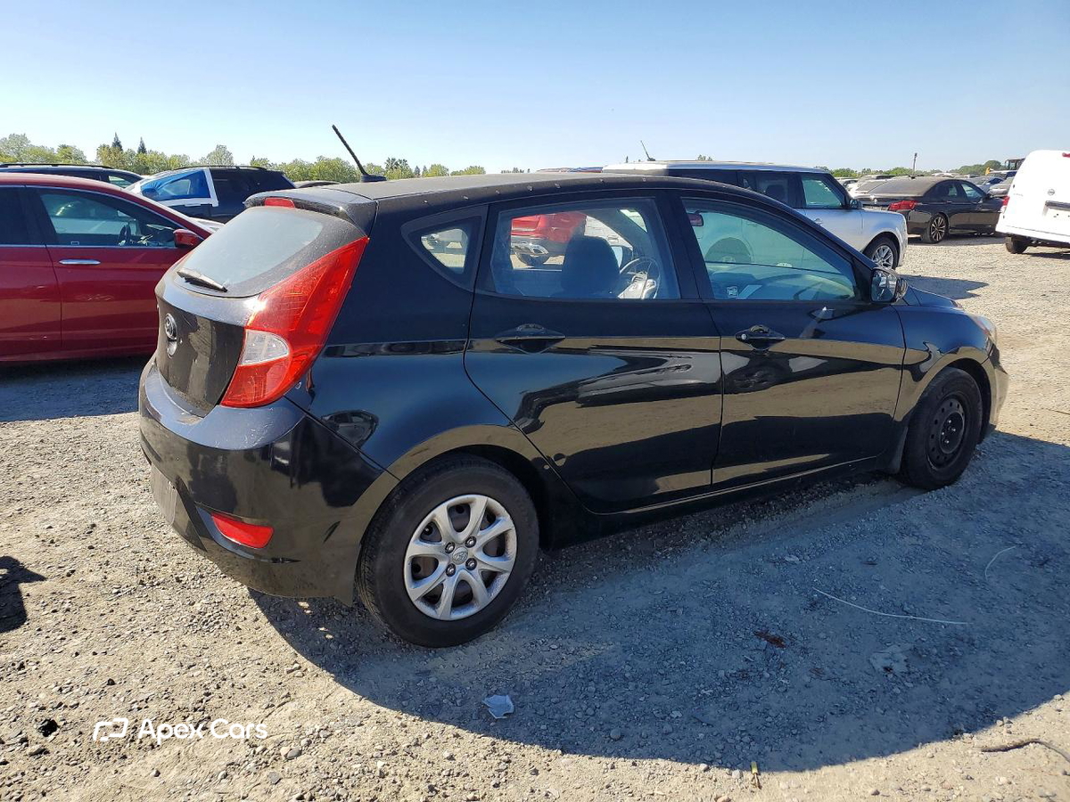 Hyundai Accent 2012