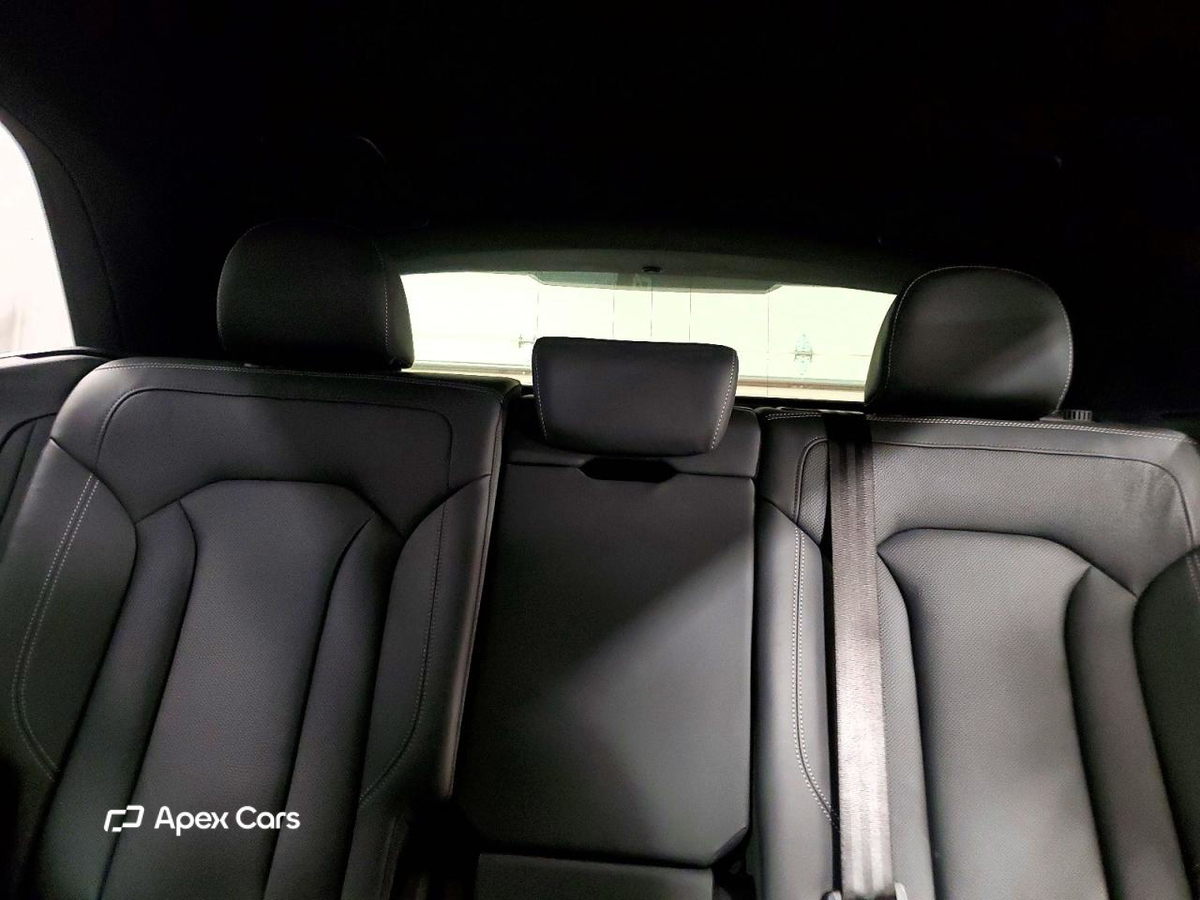 Audi Q8 2025