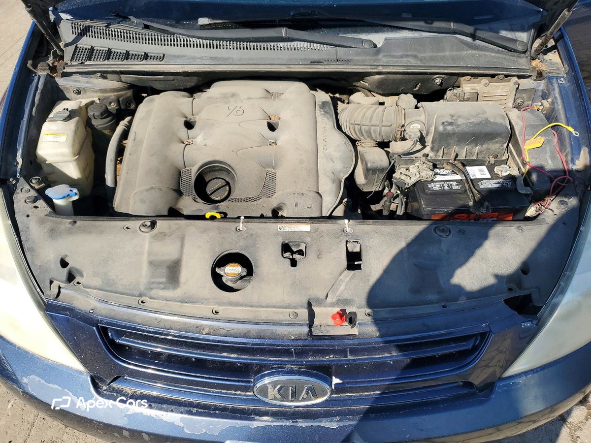 Kia Sedona 2008