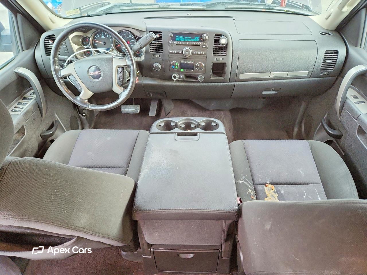 GMC Sierra 2011