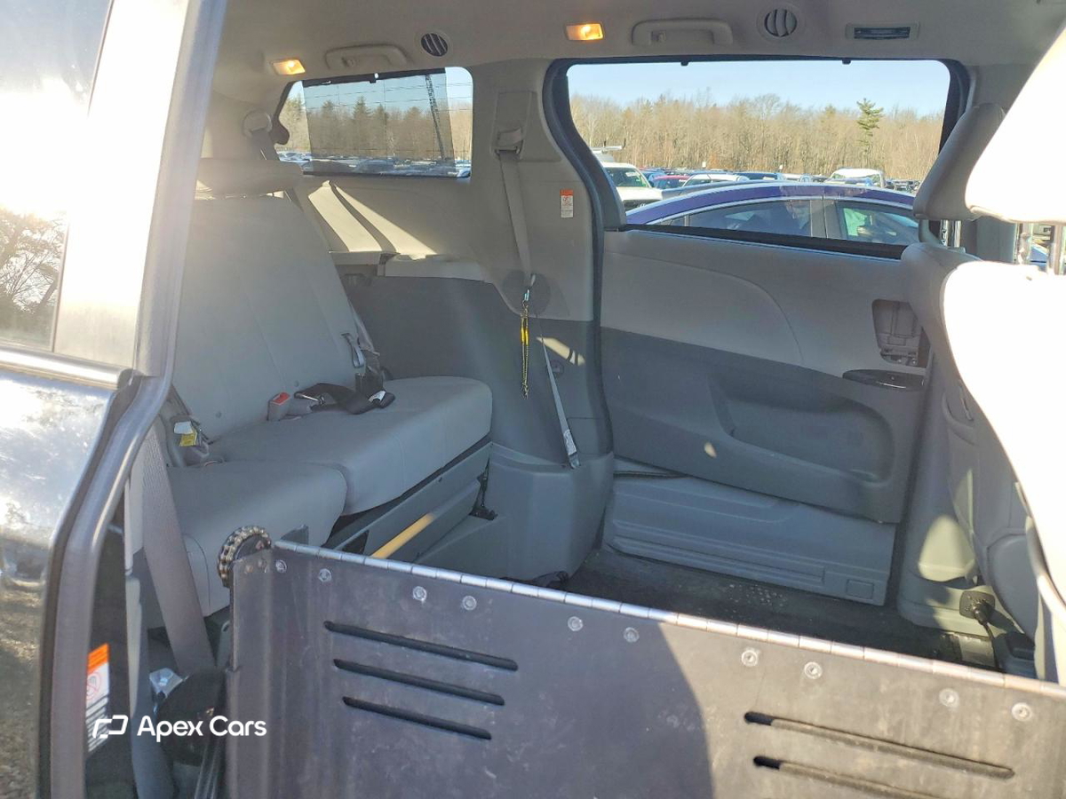 Toyota Sienna 2018