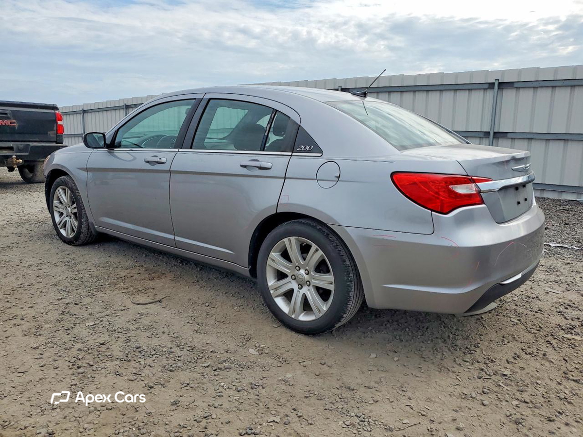 Chrysler 200 2013