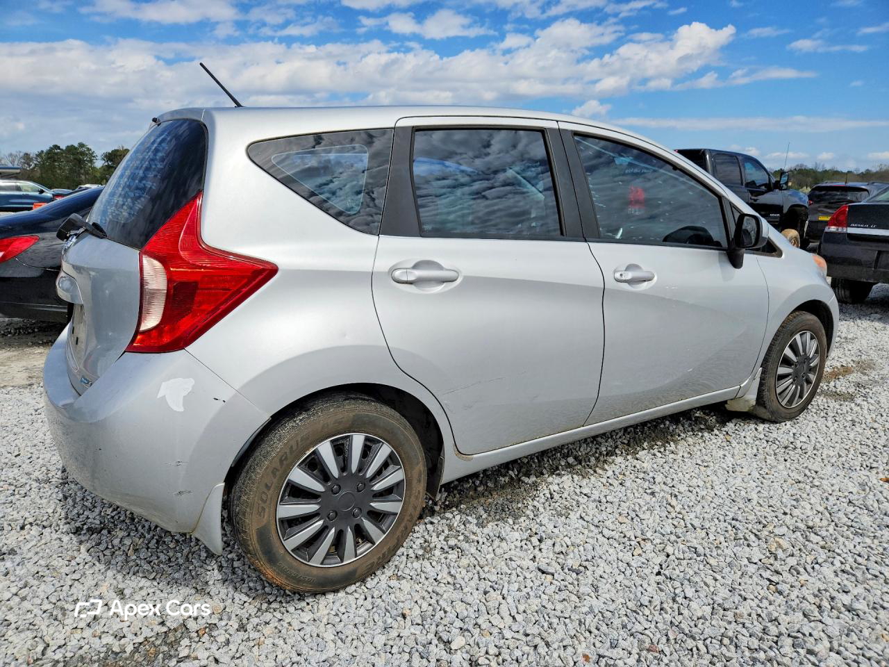 Nissan Versa 2014