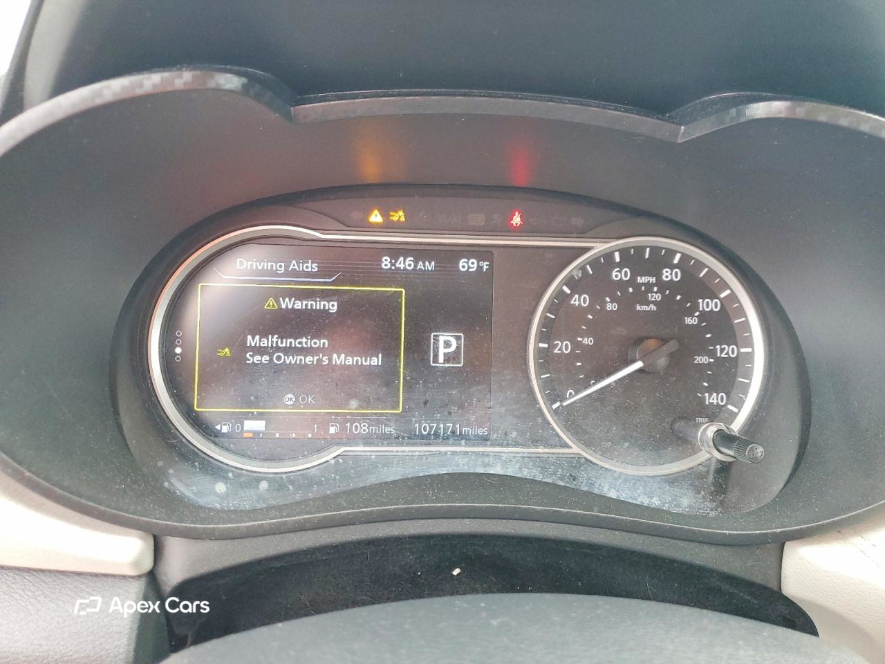 Nissan Versa 2021