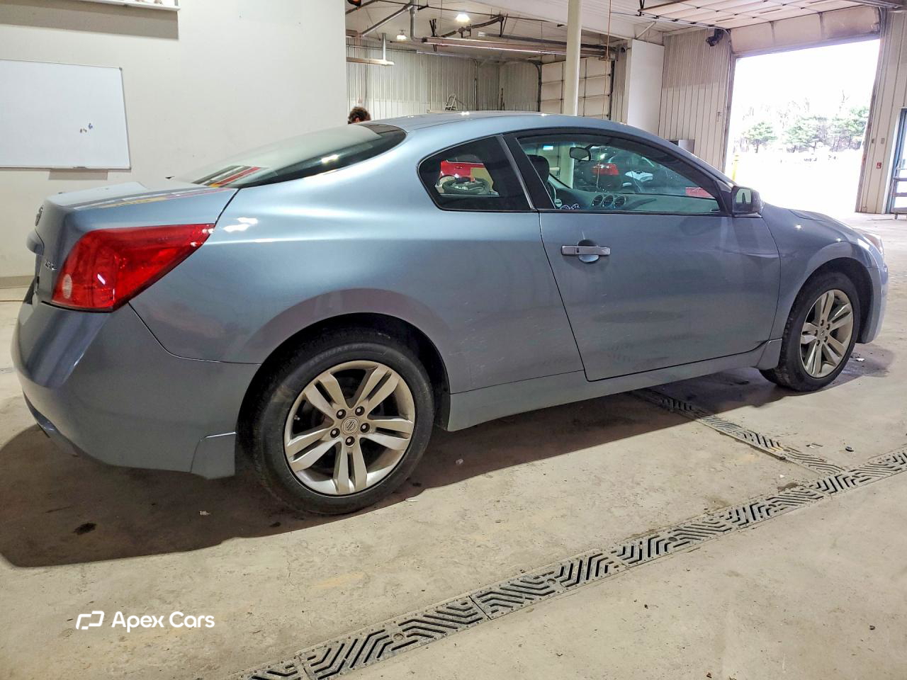 Nissan Altima 2011