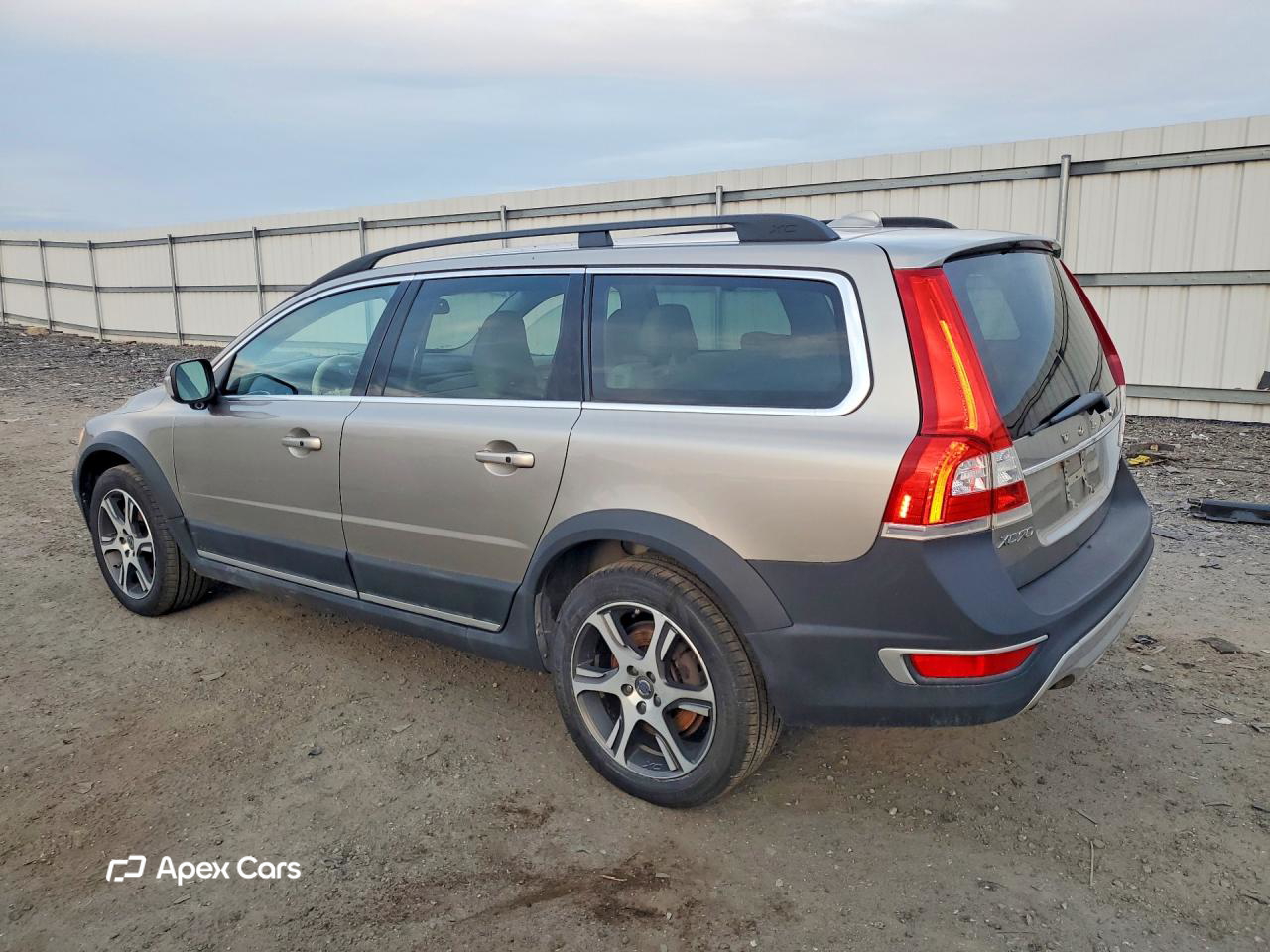 Volvo XC70 2015