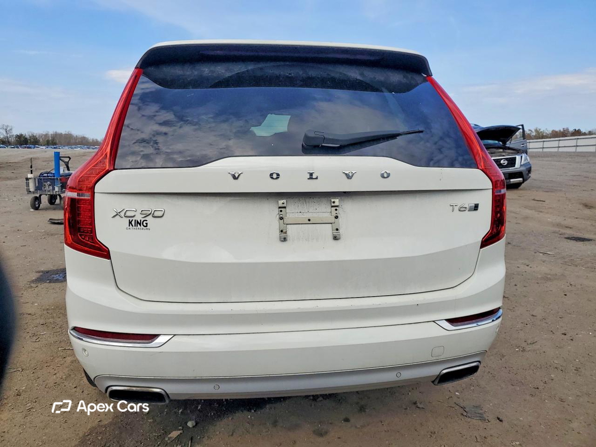 Volvo XC90 2017