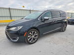 Chrysler Pacifica 2017