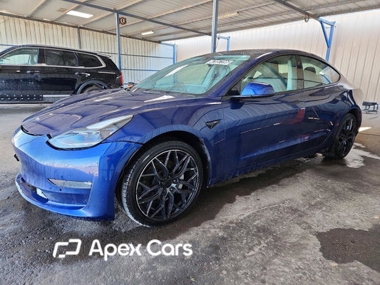 Tesla Model 3 2022 - Image 1 of 13