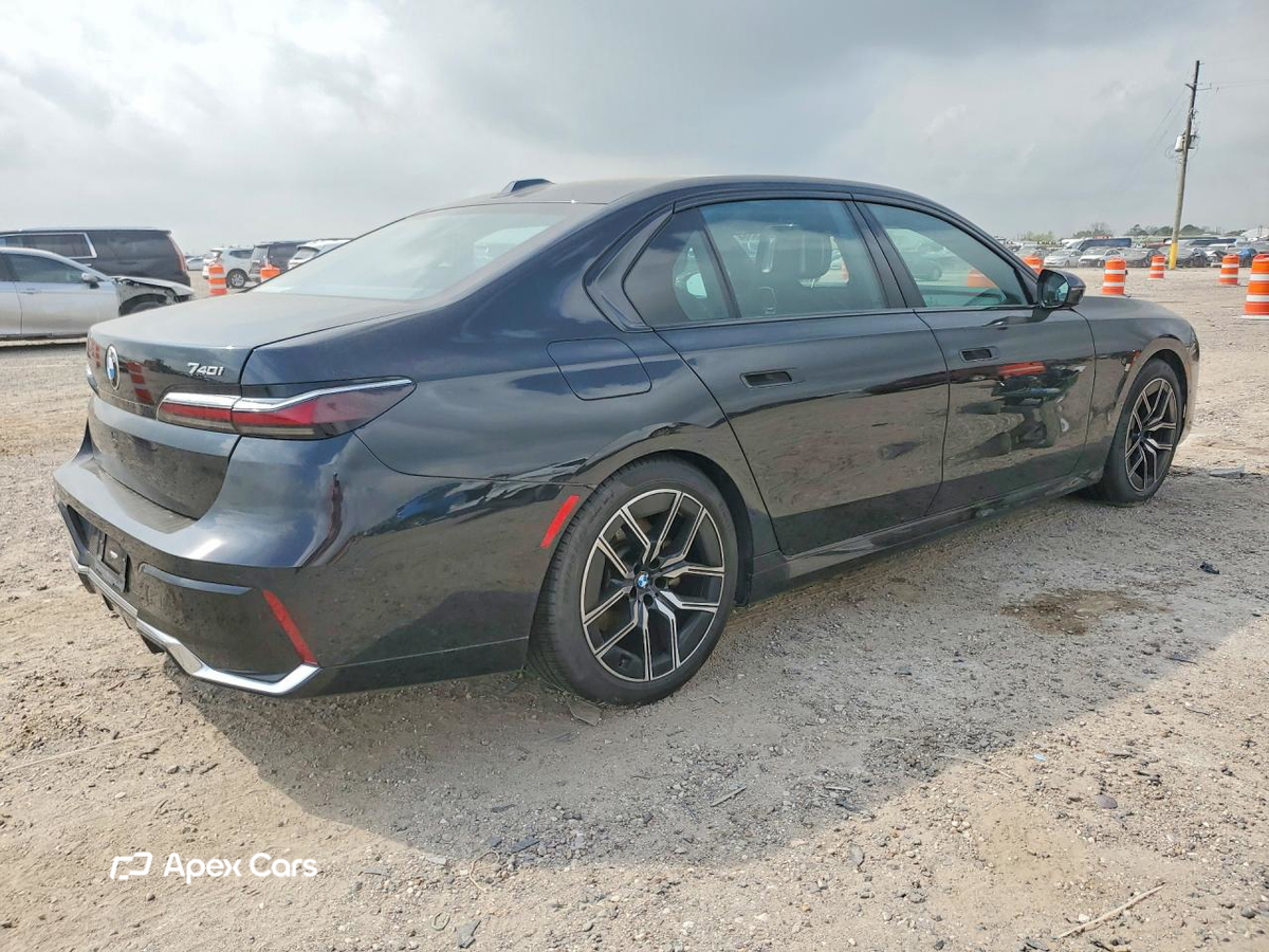 BMW Series 7 2023