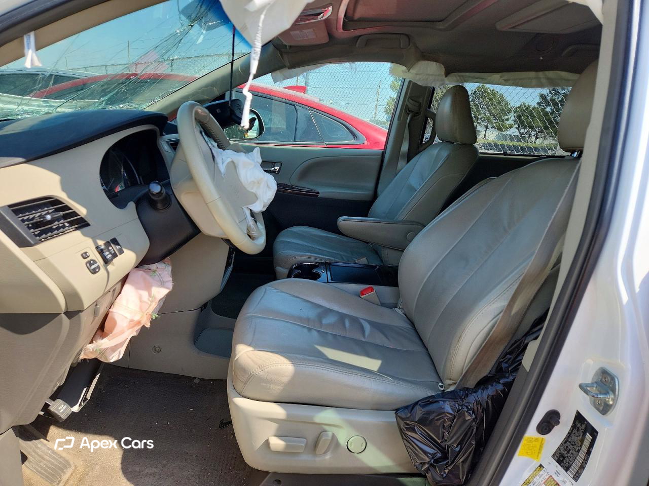 Toyota Sienna 2011