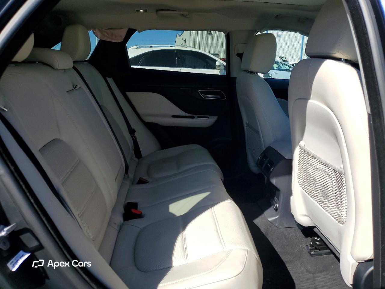 Jaguar F-Pace 2017