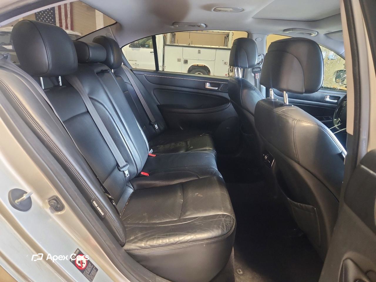 Hyundai Genesis 2012