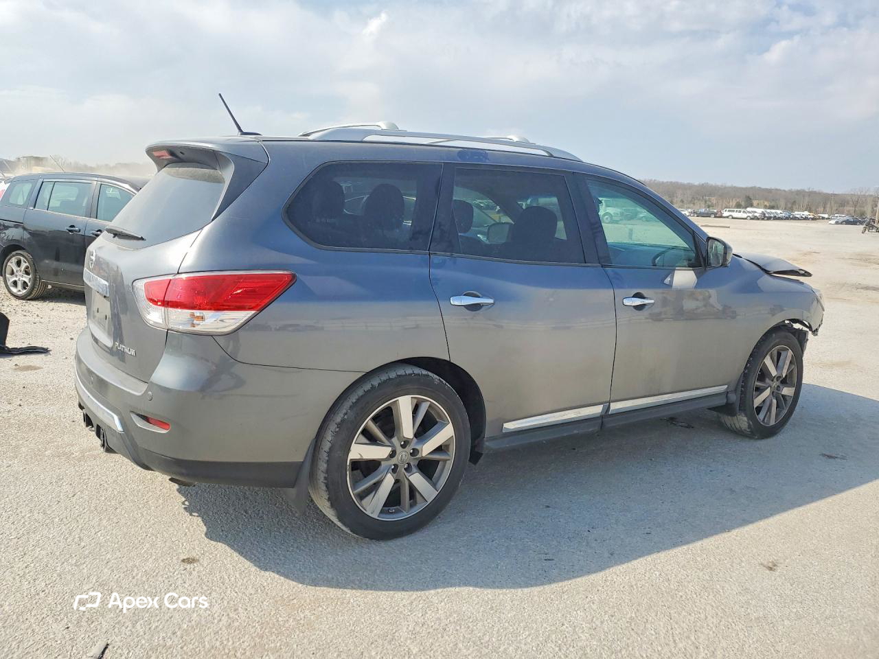 Nissan Pathfinder 2016