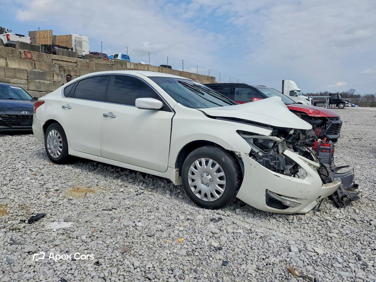 Nissan Altima 2015