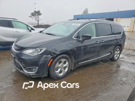 Chrysler Pacifica 2018 - Image 1 of 13
