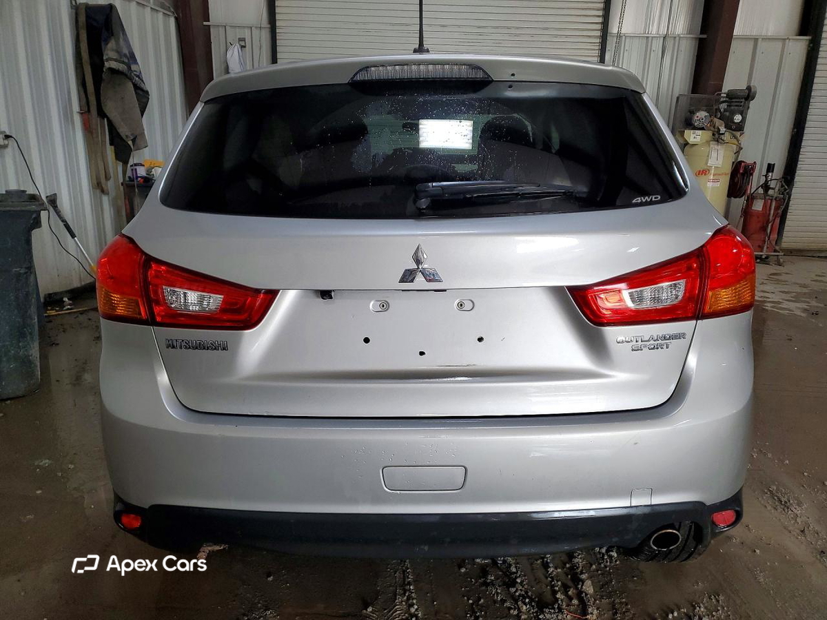 Mitsubishi Outlander 2014