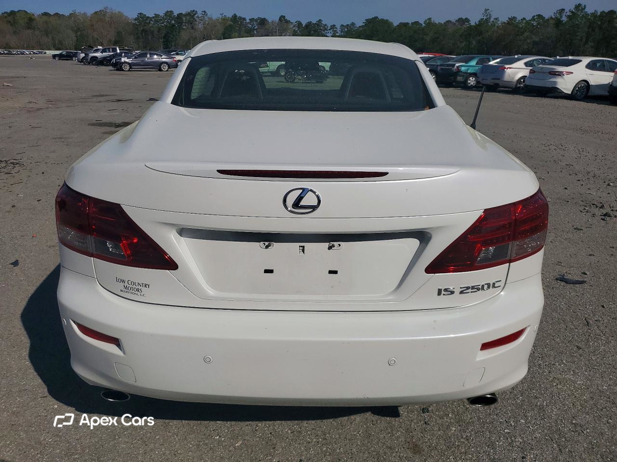 Lexus IS 2012