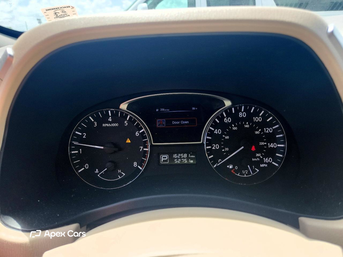 Nissan Pathfinder 2014