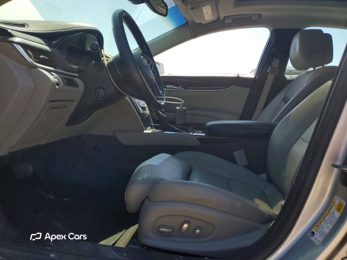 Cadillac XTS 2013