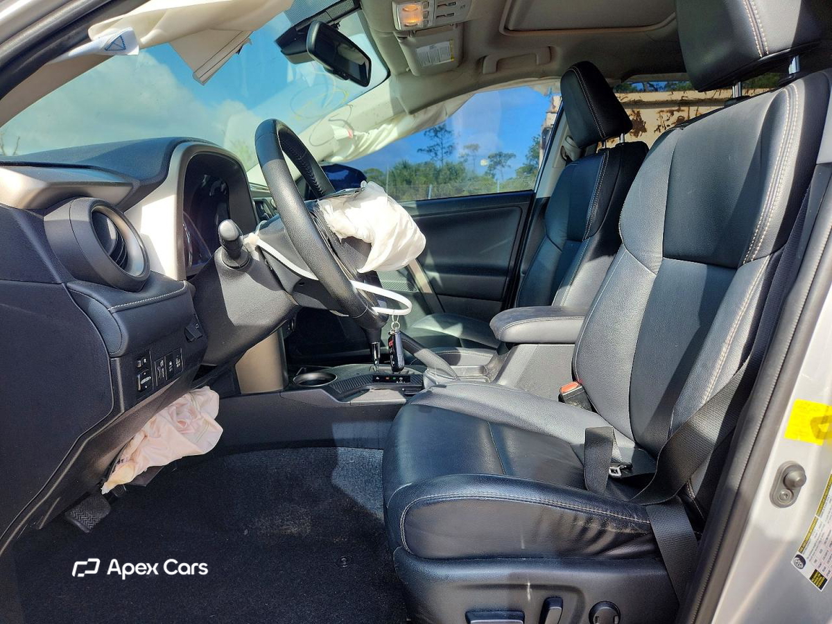 Toyota RAV 4 2014