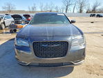 Chrysler 300 2019
