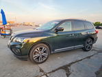 Nissan Pathfinder 2018