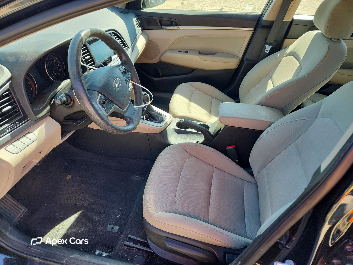Hyundai Elantra 2017
