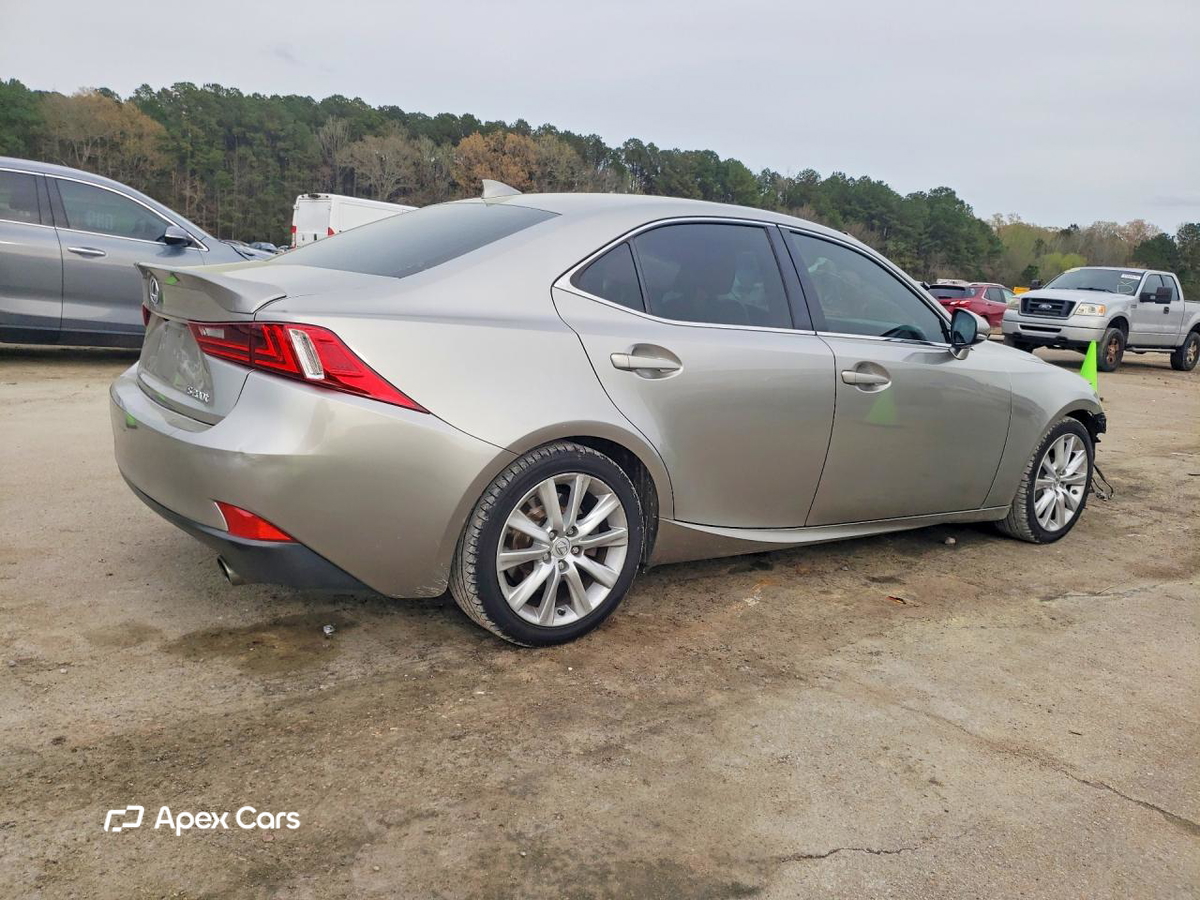 Lexus IS 2016