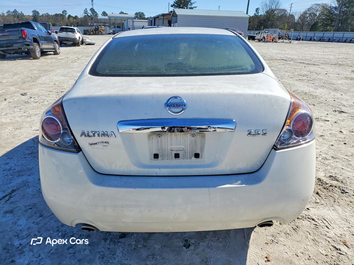 Nissan Altima 2012