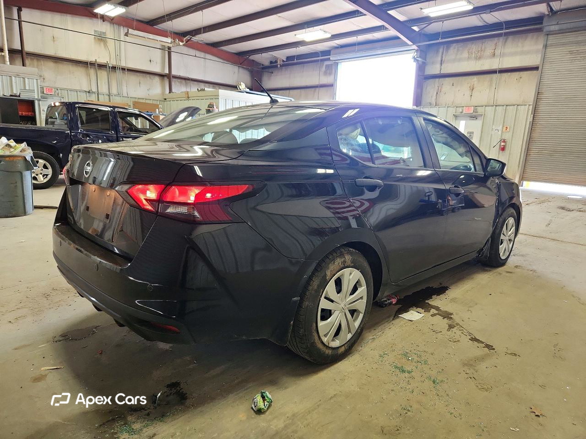 Nissan Versa 2020