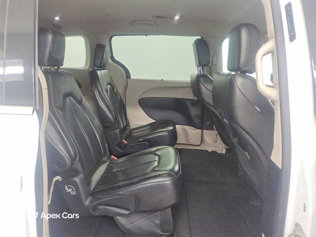 Chrysler Pacifica 2023