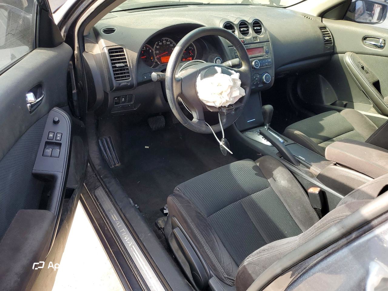 Nissan Altima 2011
