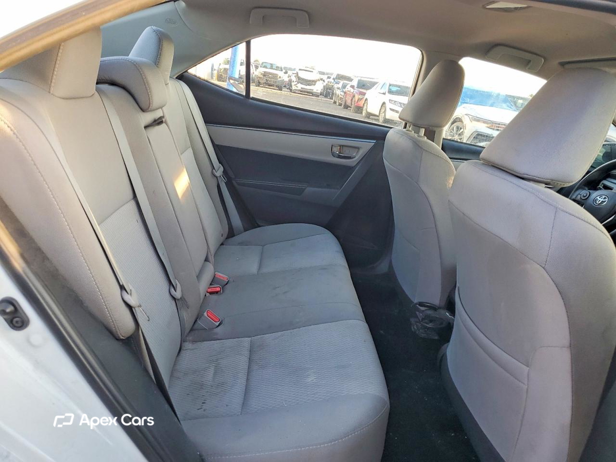 Toyota Corolla 2015