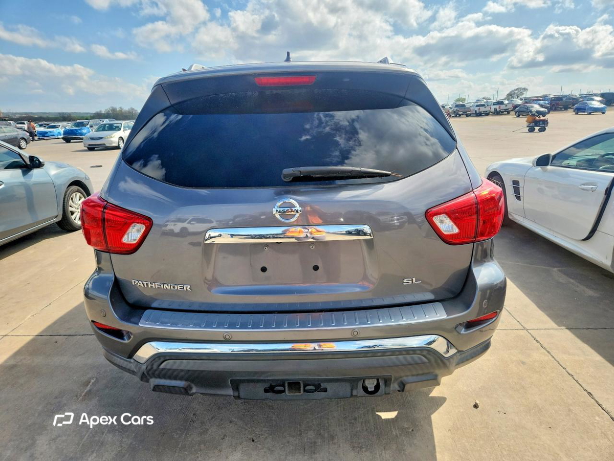 Nissan Pathfinder 2017