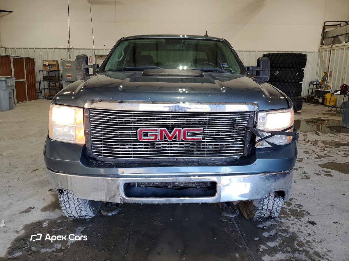 GMC Sierra 2011