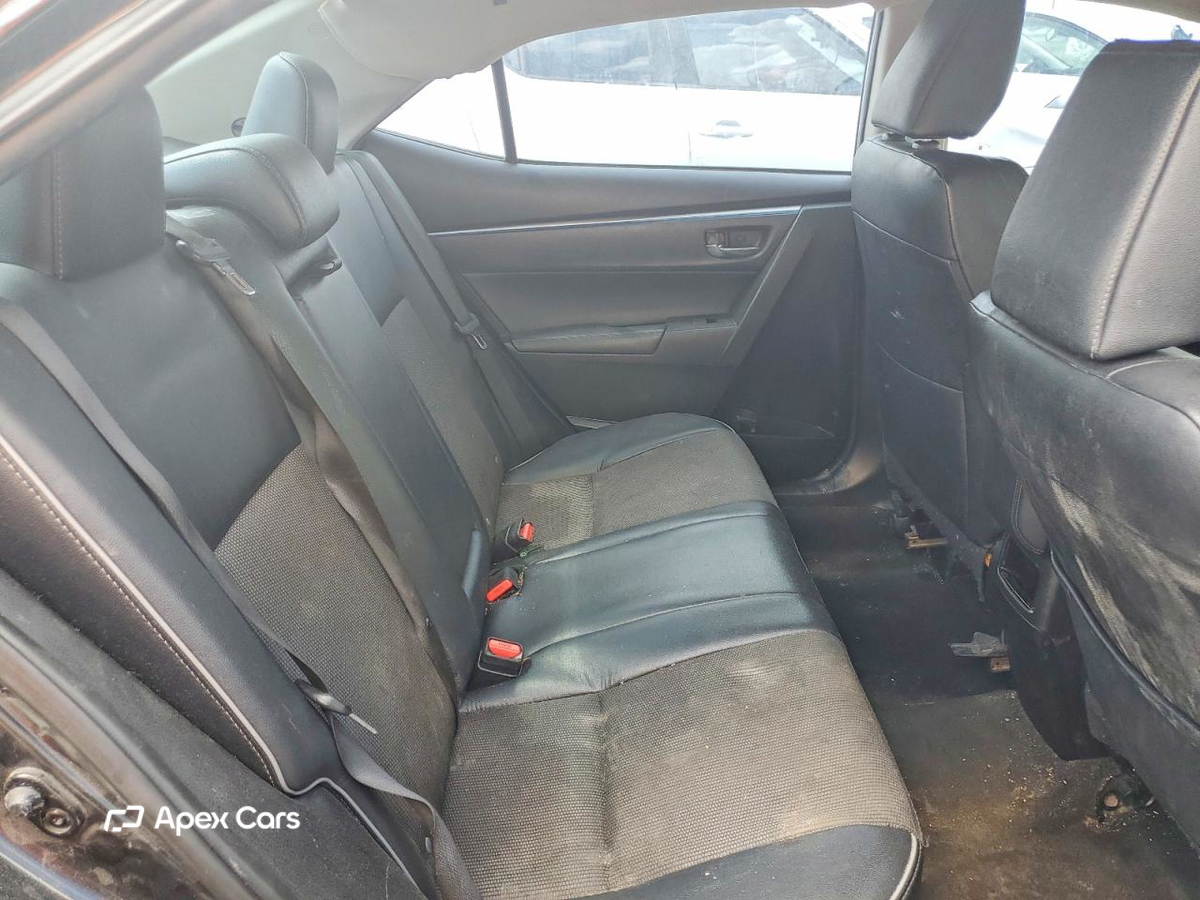 Toyota Corolla 2015