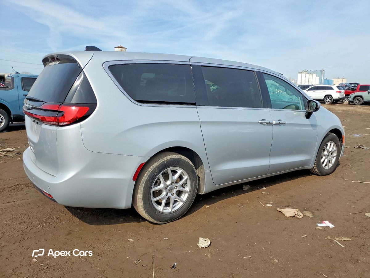 Chrysler Pacifica 2023