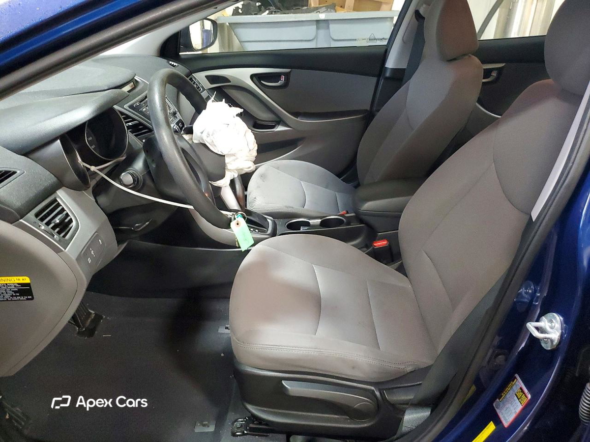 Hyundai Elantra 2016