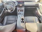 Lexus IS 2019