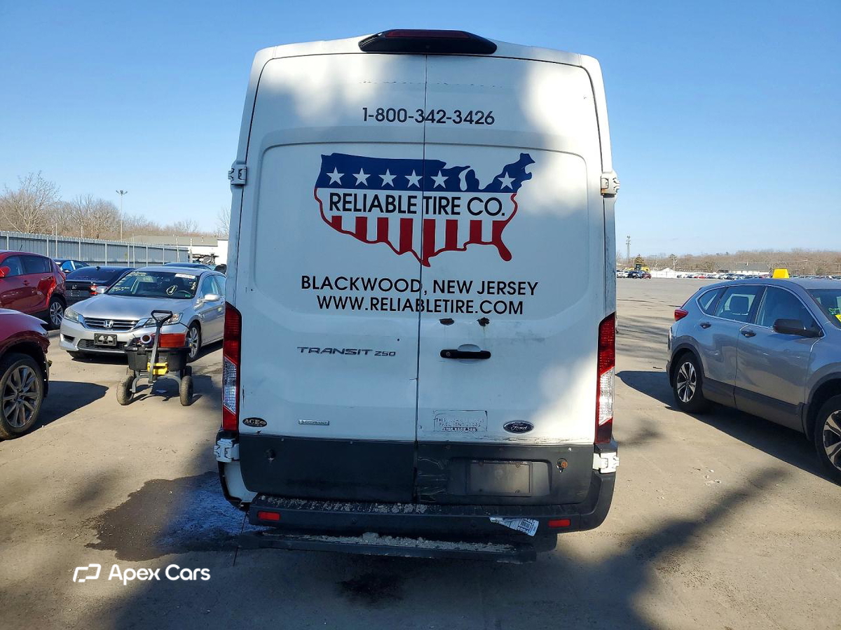 Ford Transit 2019