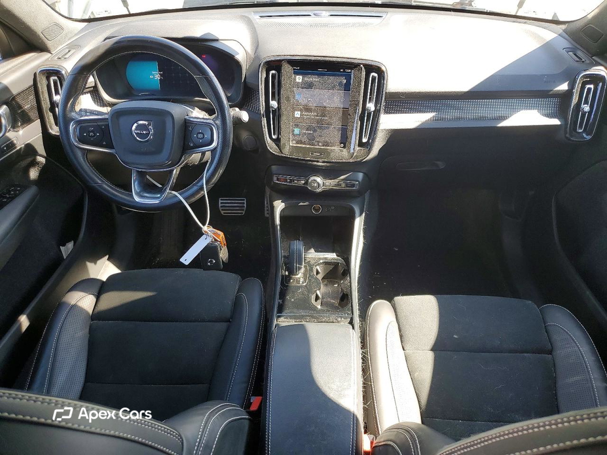 Volvo XC40 2021