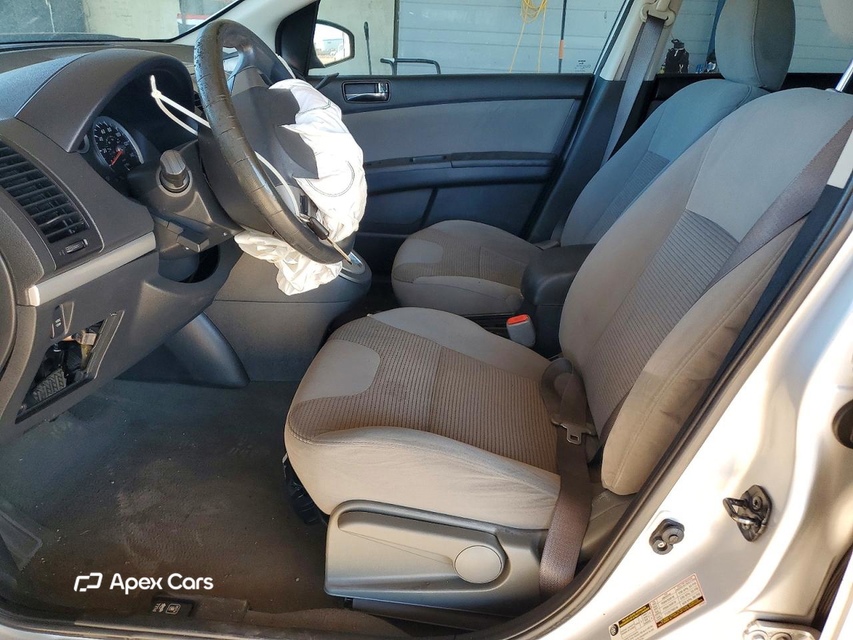 Nissan Sentra 2011