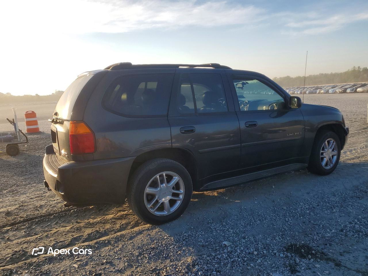 GMC Envoy 2006