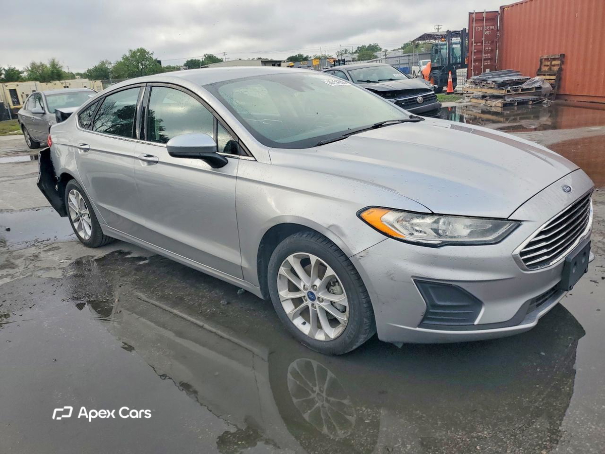 Ford Fusion 2020