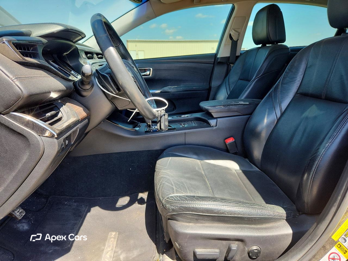 Toyota Avalon 2013