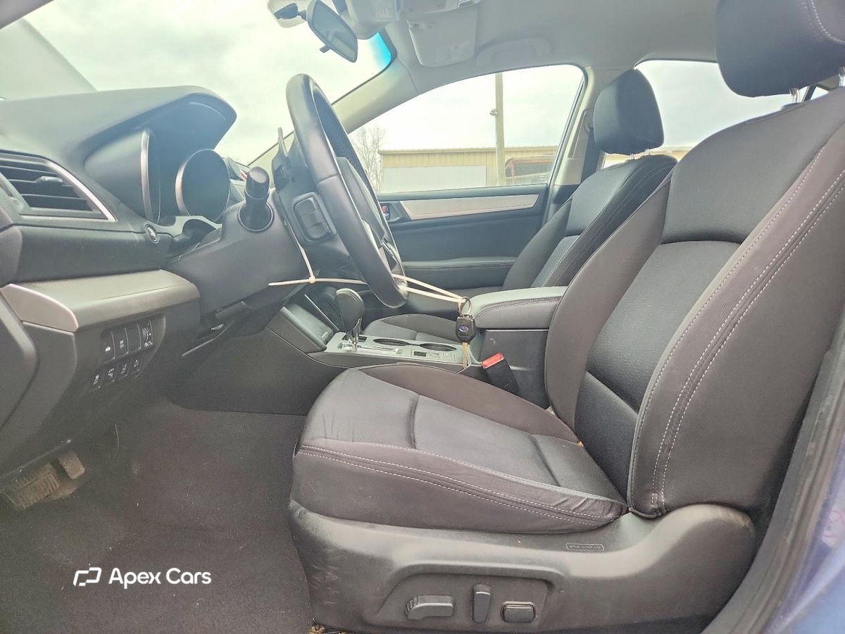 Subaru Legacy 2015