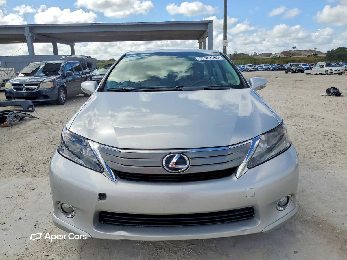 Lexus HS 2010