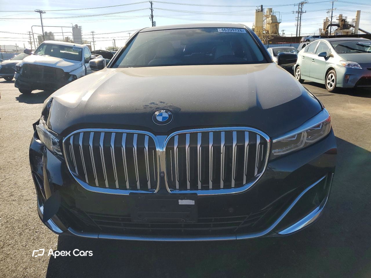 BMW Series 7 2021