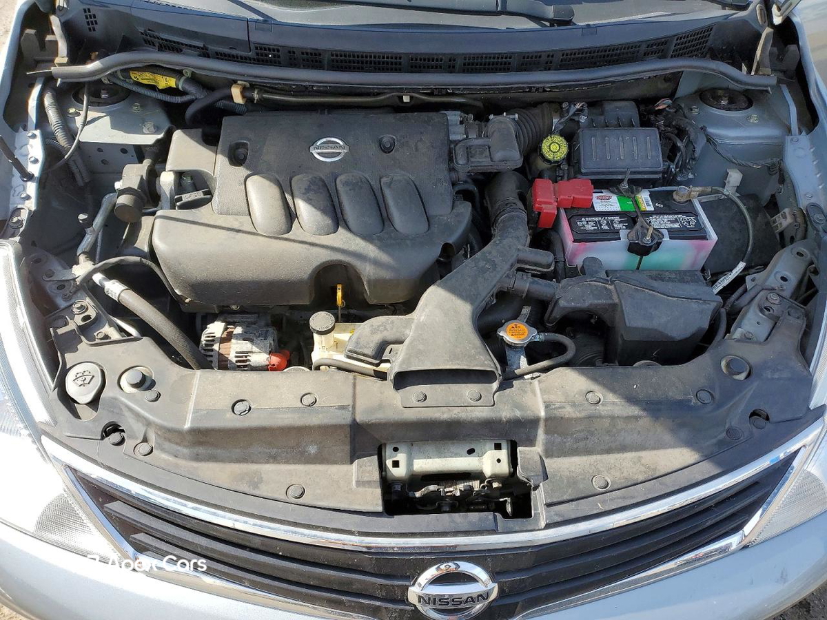 Nissan Versa 2011